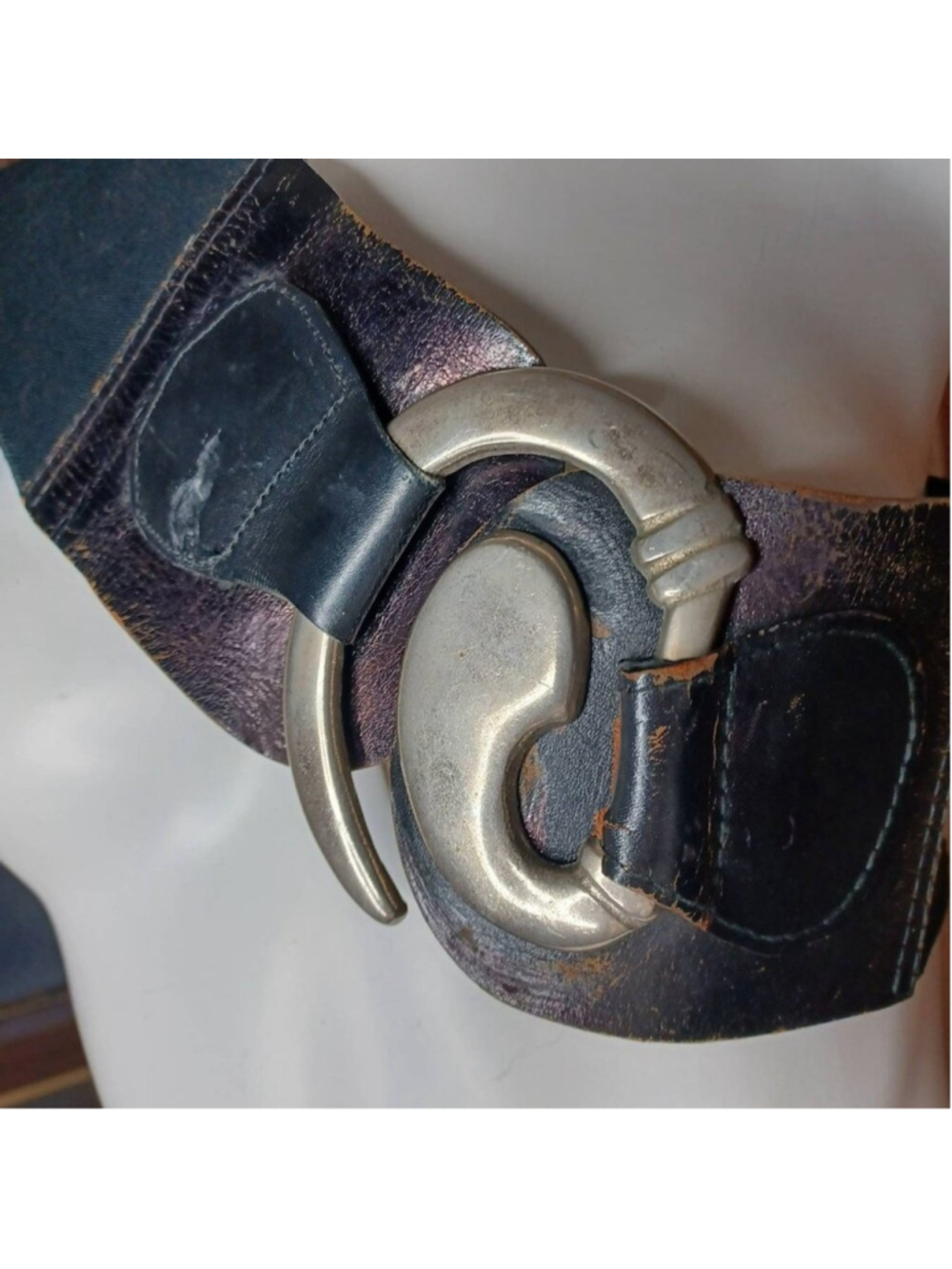Animale by Jacques Ruc vintage Elastic, Leather and Metal Art Belt - Picture 2 of 4